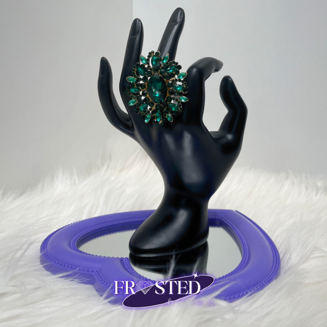 Ring, Deanna